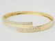 Bracelet Bracelet Jonc plat ouvrant or jaune et diamants 58 Facettes 33362