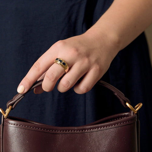 Bague 58,5 Bague en or jaune, saphirs et diamants 58 Facettes MEA4823X2