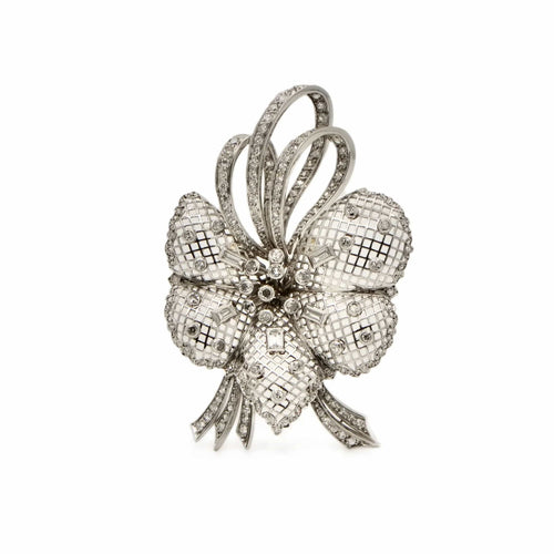 Broche Broche or blanc fleur dentelée 58 Facettes REF24101CF-264