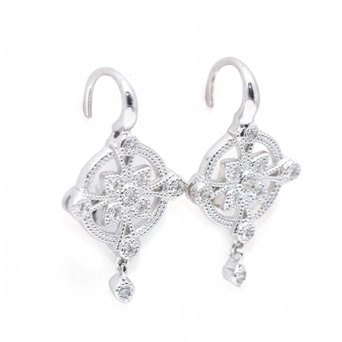 Boucles d'oreilles Boucles d'oreilles vintage ALT en or et diamants 58 Facettes D361158SP