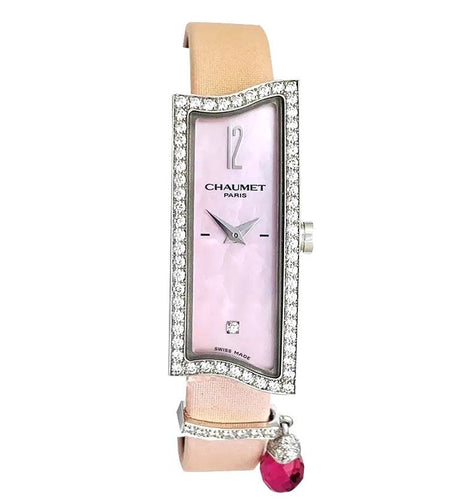 Montre Montre Chaumet "Frisson" en or blanc, diamants, nacre et tourmaline. 58 Facettes 30621