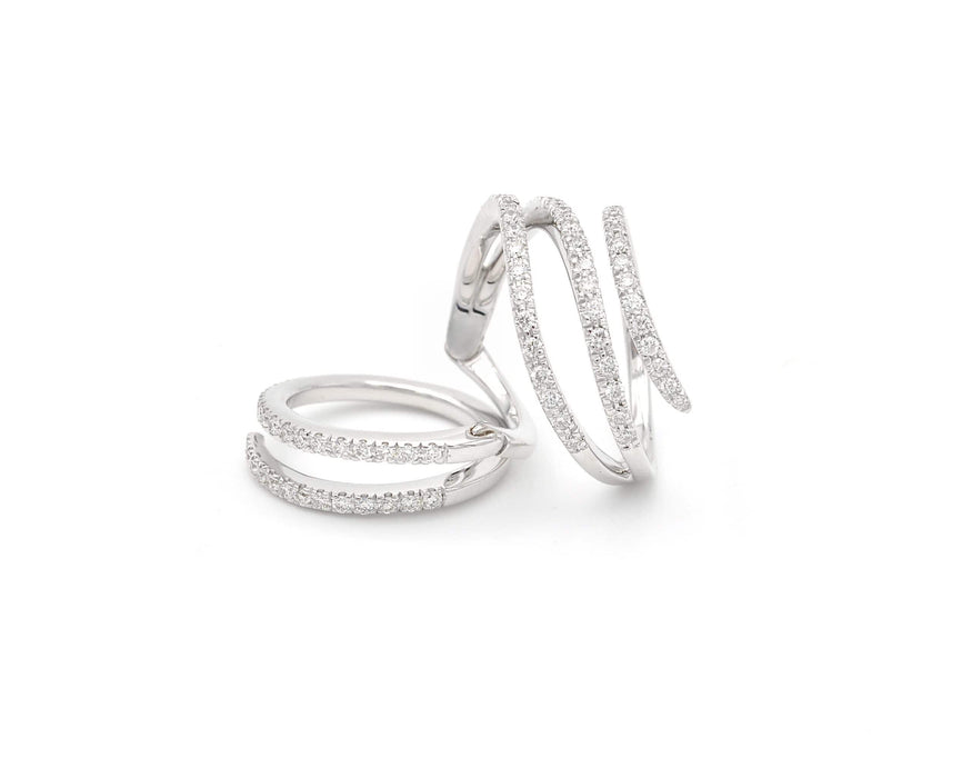 Bague Bague en or blanc et diamants 58 Facettes