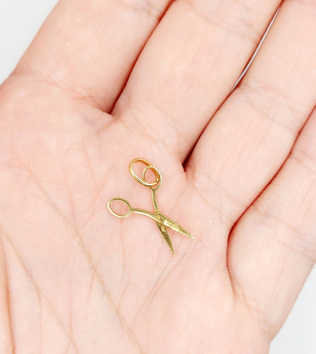 Pendentif Pendentif vintage or jaune ciseaux finement travaillés 58 Facettes A06057