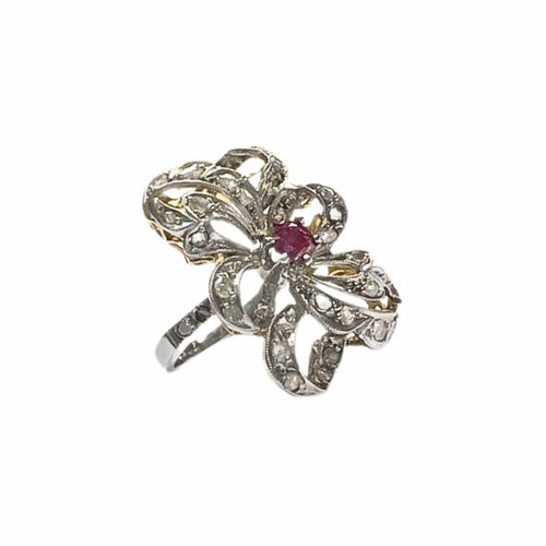 Bague BAGUE DESIGN ART DÉCO PÉRIODE 1930-1935 en OR 18 kt et PLATINE avec DIAMANTS et RUBIS 58 Facettes Q177B