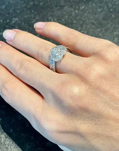 Bague 53 Bague en forme de coeur or blanc diamants 58 Facettes