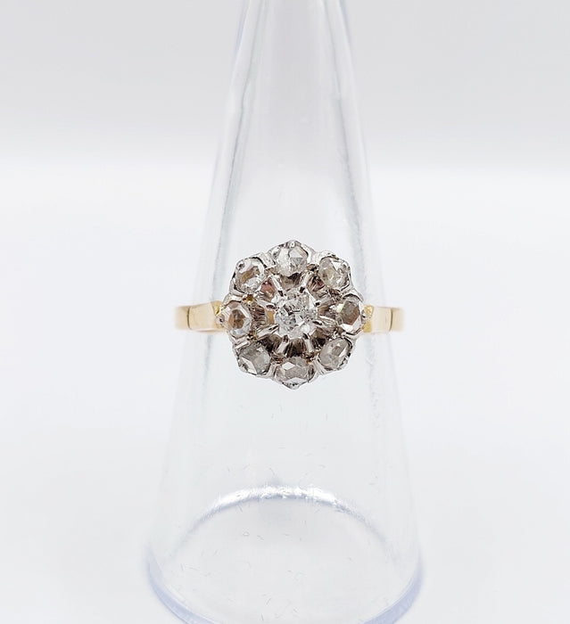 Bague 54 Bague marguerite diamant taille ancienne entouré de diamant taille rose (circa 1900) 58 Facettes A04476