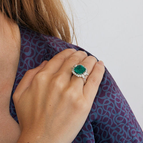 Bague 53 Bague émeraude entourage diamants 58 Facettes GU1