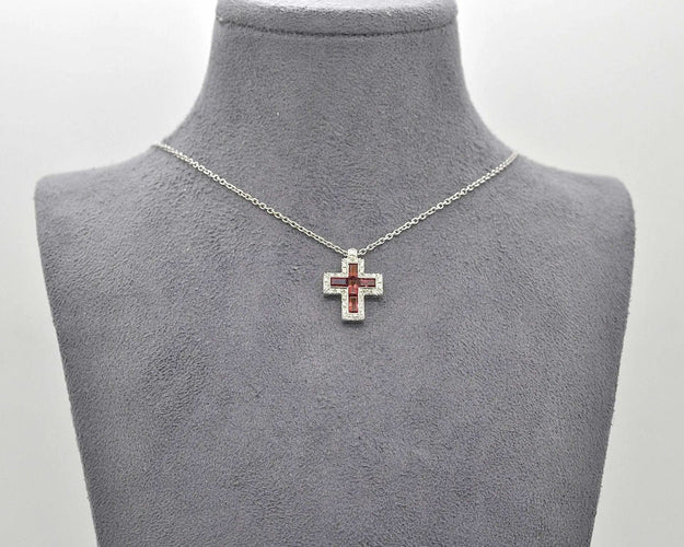 Collier Collier croix en or blanc avec rubis et diamants 58 Facettes 10430