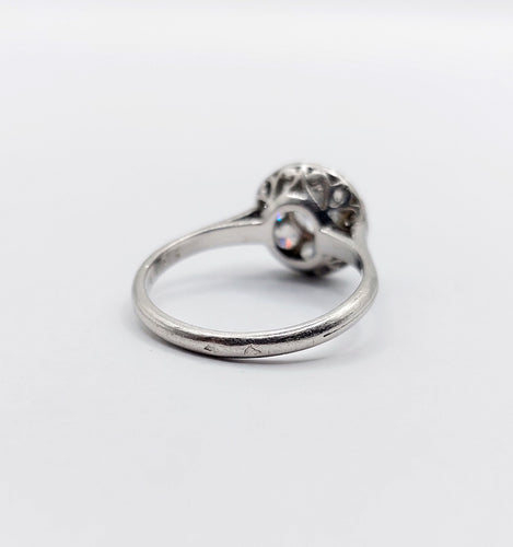 Bague 49 Bague marguerite art deco Platine et 0,65 carats diamant (circa 1940) cible 58 Facettes A06164