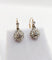 Boucles d'oreilles Dormeuses marguerite antique or 18k, platine, diamant rond et diamants taille roses (circa 1900) 58 Facettes A06360