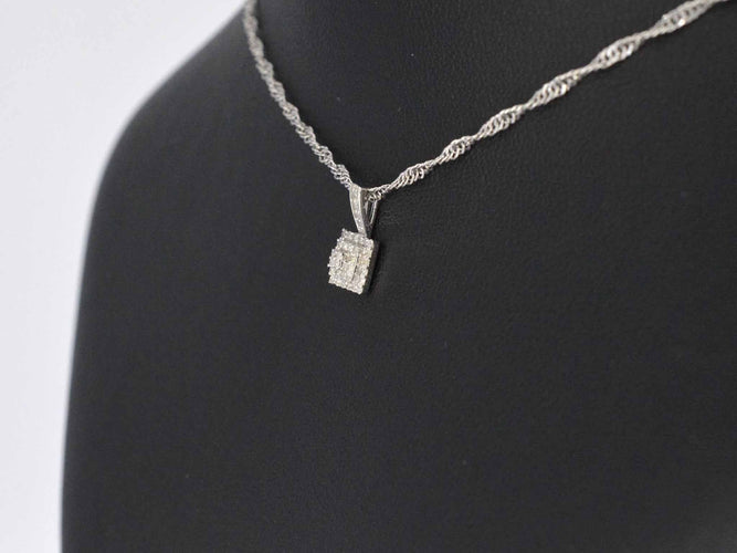 Pendentif Pendentif en or blanc avec diamants 58 Facettes 2024