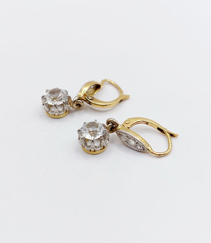 Boucles d'oreilles Dormeuses or jaune, spinelles blanc synthétiques et diamants taille rose (circa 1920) 58 Facettes A06245
