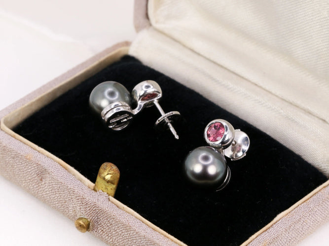 Boucles d'oreilles Boucles d’oreilles vintage en or, perles de Tahiti et tourmalines roses 58 Facettes 391.9