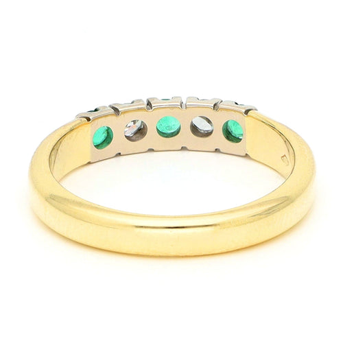 Bague 52.5 Bague ligne diamants et émeraudes en or jaune et blanc 14k 58 Facettes 78A836AE470A492DA0A6D54A4C88D17D