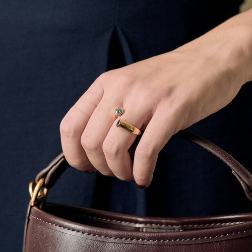 Ring Toi & Moi geelgoud, diamanten en saffier 