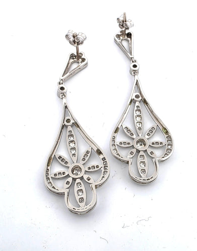 Boucles d'oreilles Boucles d'oreilles en platine serties de diamants 58 Facettes