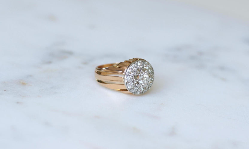 Bague 58.5 Bague Dôme en diamants, or rose et platine des années 40 58 Facettes