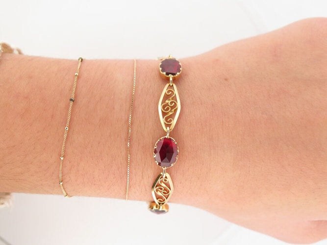 Bracelet bracelet maille filigrane sertie 5 grenats de perpignan or jaune 58 Facettes 264472