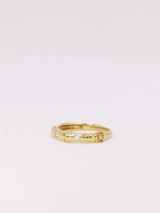 KORLOFF - Anillo de bambú en oro amarillo con diamantes