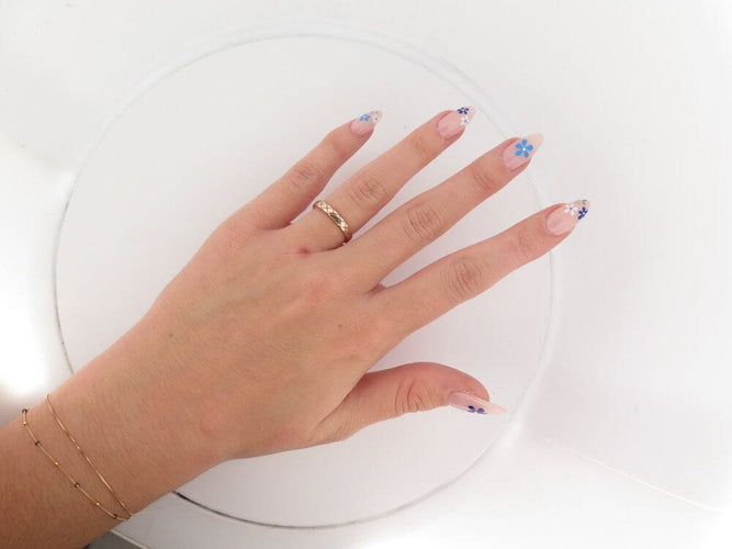 Bague 52 bague CHANEL coco crush mini en or beige rose 58 Facettes 262105