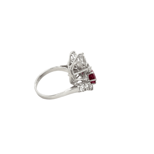 Bague 53 Bague Cocktail années 70 or blanc rubis diamants 58 Facettes 1.0002595/7