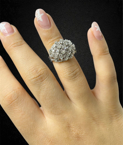 Bague Bague en diamants entrelacés des années 1950 58 Facettes