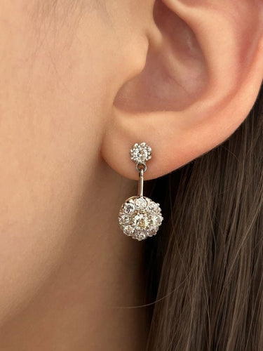 Boucles d'oreilles Boucles d’oreilles anciennes pendantes en or jaune et diamants 58 Facettes