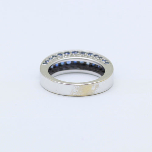 Bague 53 Bague or blanc, diamants, saphirs 58 Facettes 220444R