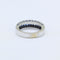 Bague 53 Bague or blanc, diamants, saphirs 58 Facettes 220444R