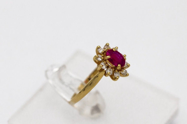 Bague 51 Bague ancienne en or jaune avec rubis et diamants, France 58 Facettes 9990