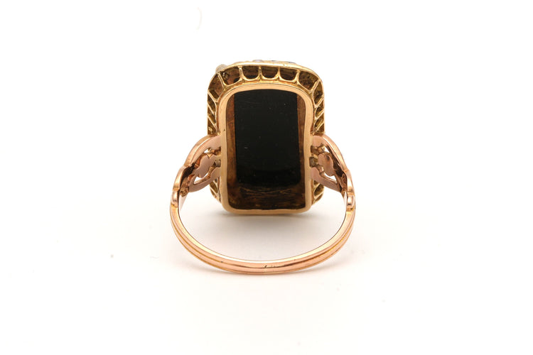 Bague 51 Bague Napoléon III en or jaune, sertie d'un camée et de perles 58 Facettes 19138