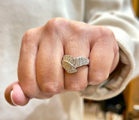 Bague 51 Bague croisée en or blanc et diamants 58 Facettes