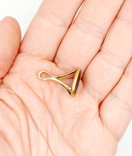 14k kultainen karhun vaakunatiiviriipus ja verijaspis 