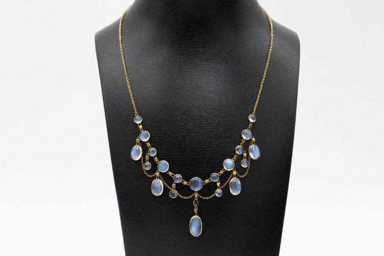 Collier Collier ancien Art Nouveau en or avec pierres de lune, première moitié du XXe siècle 58 Facettes 11483
