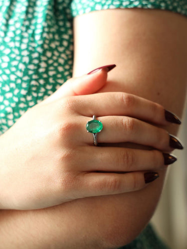 Bague 53 Bague Or blanc Emeraude, Diamant 58 Facettes 2543095CN