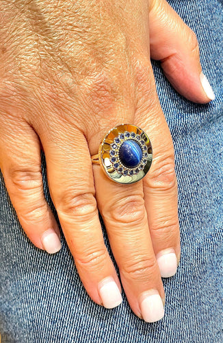 Boucles d'oreilles parure 4 pièces en or jaune 18 carats , saphirs et chrysobéryls bleus oeil de chat 58 Facettes