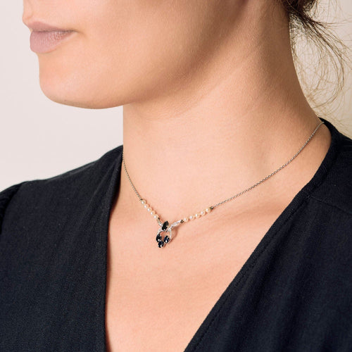 Collier Collier Or Blanc, Diamants, Saphirs et Perles de Culture 58 Facettes B240799