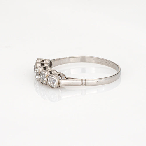 Bague 53.5 Bague en platine avec 5 diamants de style édouardien 58 Facettes G13971