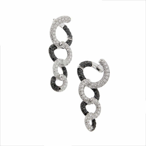 Boucles d'oreilles Boucles d'oreilles pendantes diamants noirs et blancs 58 Facettes 25641