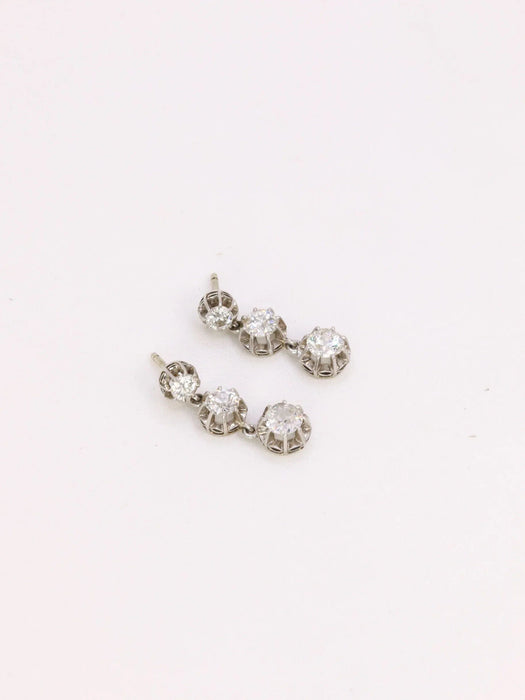 Boucles d'oreilles Boucles d’oreilles pendantes diamants 58 Facettes 1034.6