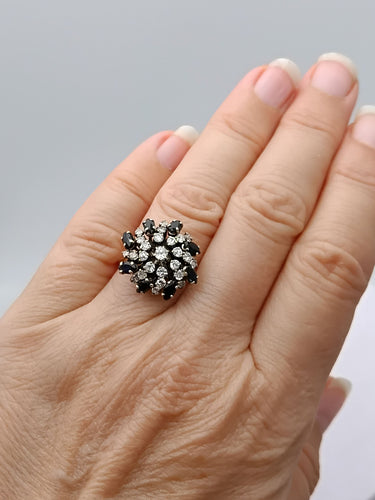 Bague 51 Bague fleur vintage en or 14k sertie de saphirs et diamants 58 Facettes