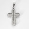 Pendentif Pendentif Croix en Or Blanc, diamants noirs et blancs 58 Facettes B240810