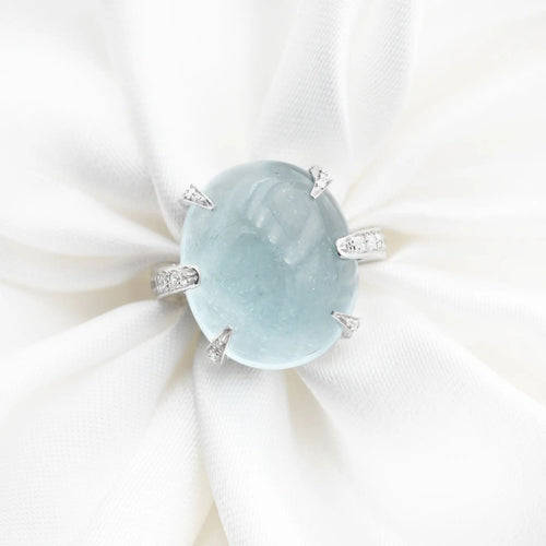 Bague Bague en or avec aigue-marine de 18,5 ct et diamants 58 Facettes