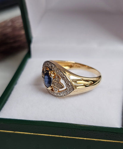 Bague 53.5 Bague or jaune, saphir, diamants 58 Facettes 457