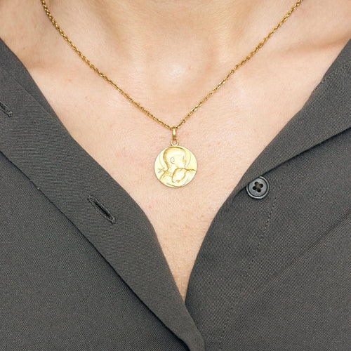 Pendentif Médaille religieuse or jaune 58 Facettes NAR0011