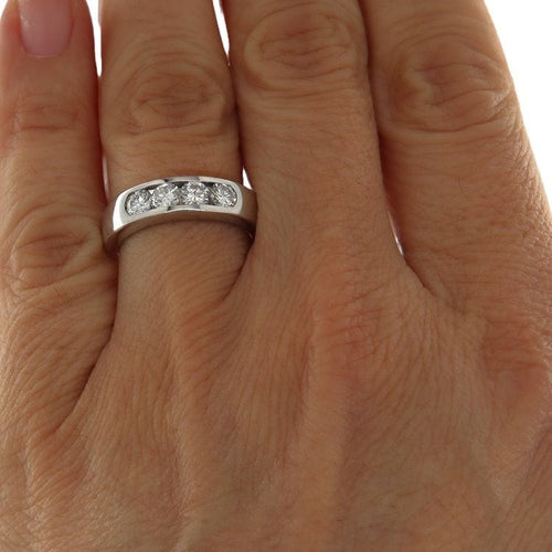 Bague 54 Bague en or blanc et diamants 58 Facettes G3695