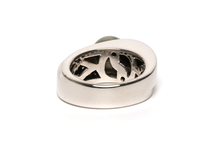 Bague 55 Bague contemporaine en or blanc, perle de Tahiti et diamants (+-0.396ct) 58 Facettes 21854