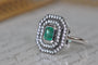 Antique emerald diamond ring 58 Facettes