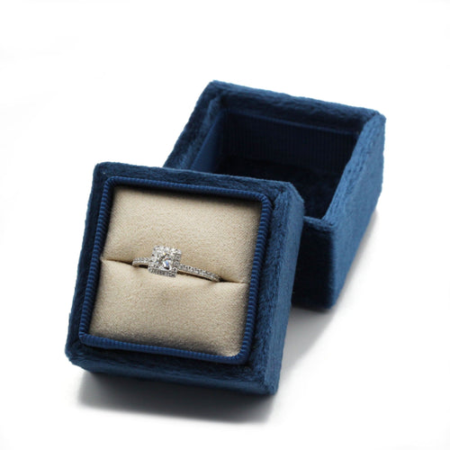 Bague 51 Bague - Or blanc et diamants 58 Facettes 1146