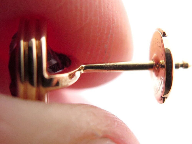 Boucles d'oreilles boucles d'oreilles POIRAY puces lolita amethyste or 18k  s 58 Facettes 270685